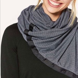 Lululemon Athletica Vinyasa scarf herringbone